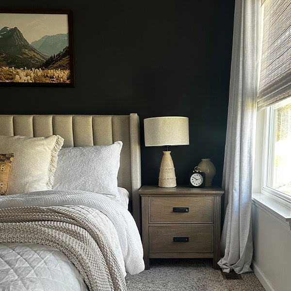 Intricate Beige Bedside Table Lamp - Image 7