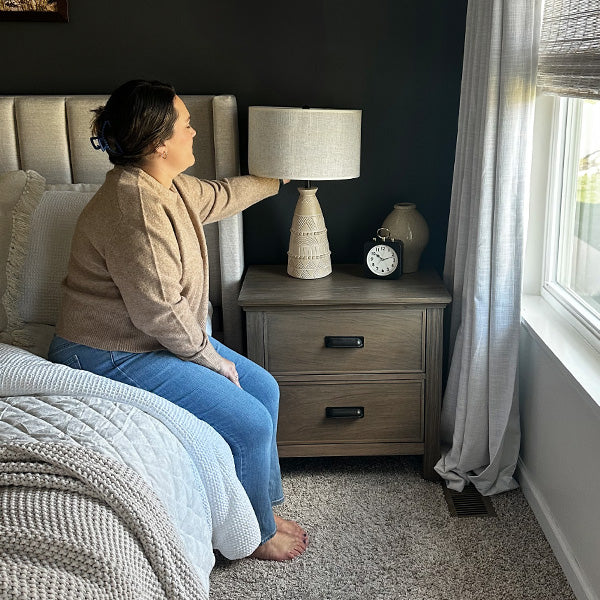 Intricate Beige Bedside Table Lamp - Image 8