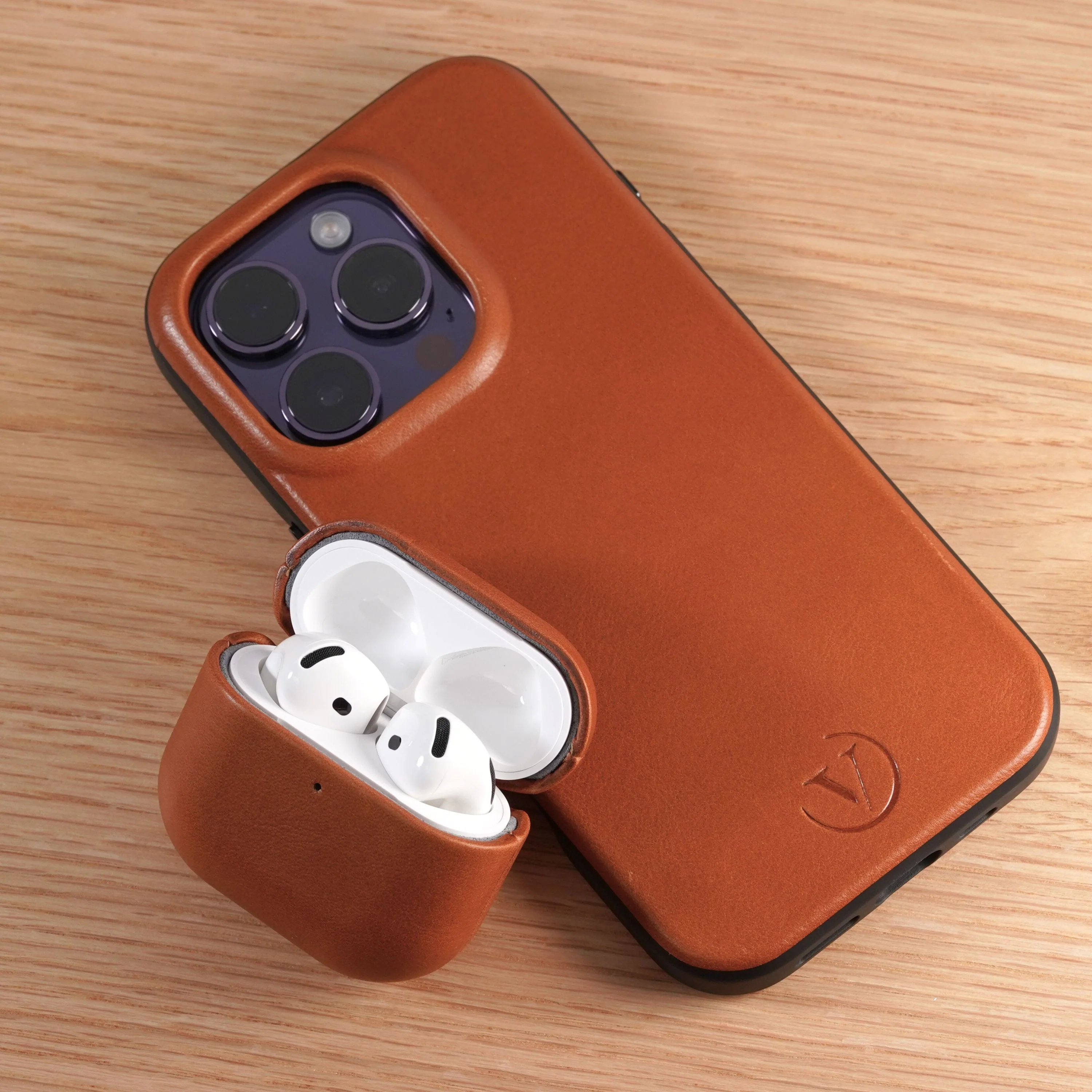 Prime VN604 Leather AirPods 4 Case - Image 21