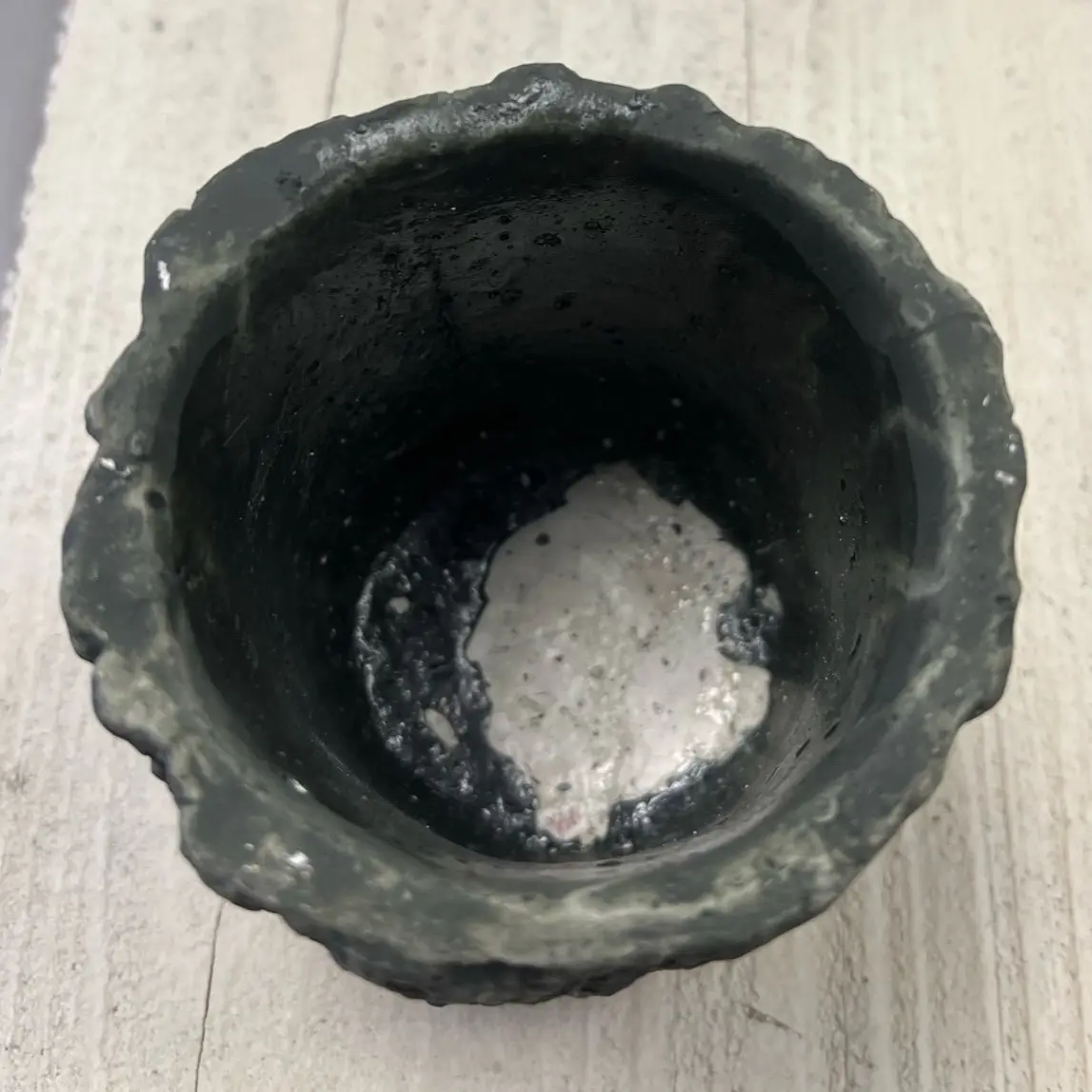 Round Concrete Pot with Bark Motif - Image 6