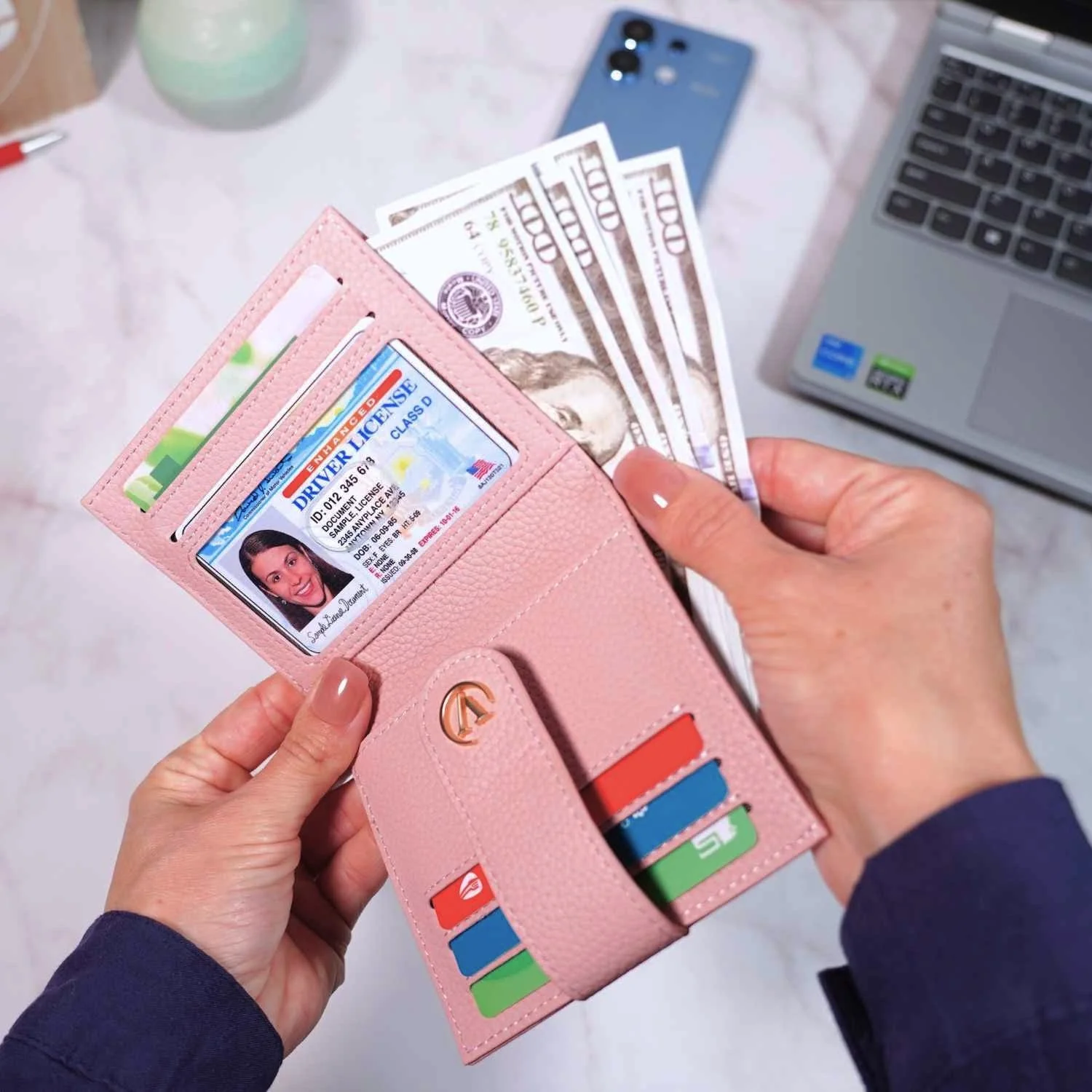 Women's AirTag Wallet Deluxe Smart VN300 - Image 5